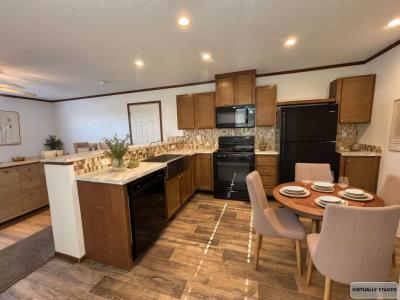 Photo 2 of 9 of home located at 725 S 12th St #11 Bismarck, ND 58504