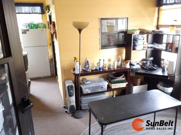 1982 COMM Mobile Home
