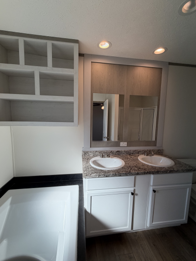 Photo 2 of 4 of home located at 12105 Ruedas Rd Del Valle, TX 78617