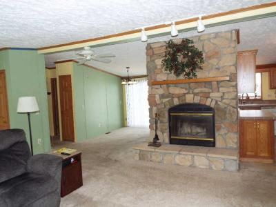 Photo 4 of 18 of home located at 50667 Oregon Ave Novi, MI 48374