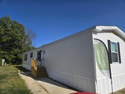 Photo 2 of 8 of home located at 6106 London-Groveport Rd. Grove City, OH 43123