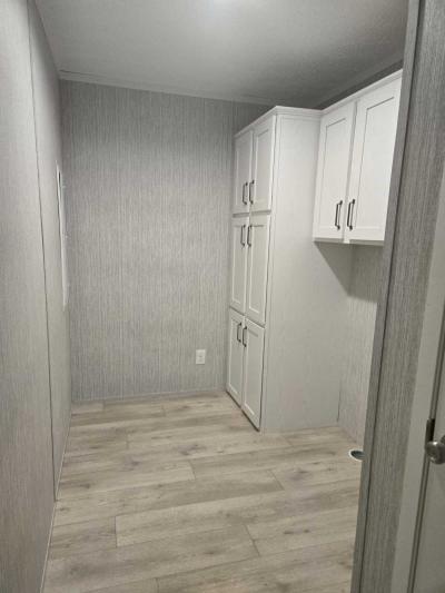 Photo 5 of 8 of home located at 6106 London-Groveport Rd. Grove City, OH 43123