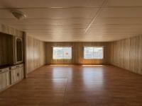 1977 HOMESTYLE HILLCREST Mobile Home