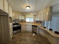 1977 HOMESTYLE HILLCREST Mobile Home