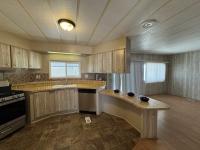 1977 HOMESTYLE HILLCREST Mobile Home