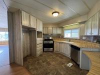 1977 HOMESTYLE HILLCREST Mobile Home