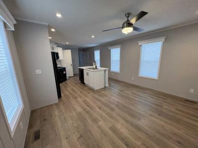 Photo 2 of 6 of home located at 4333 Parkridge Avenue #19 Pleasant Hill, IA 50327