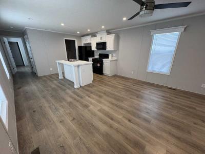 Photo 3 of 6 of home located at 4333 Parkridge Avenue #7 Pleasant Hill, IA 50327