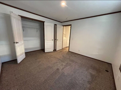 Photo 5 of 9 of home located at 700 S 12th St #11 Bismarck, ND 58504