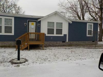 Mobile Home at 2053 Blue Oak Dr Kokomo, IN 46901