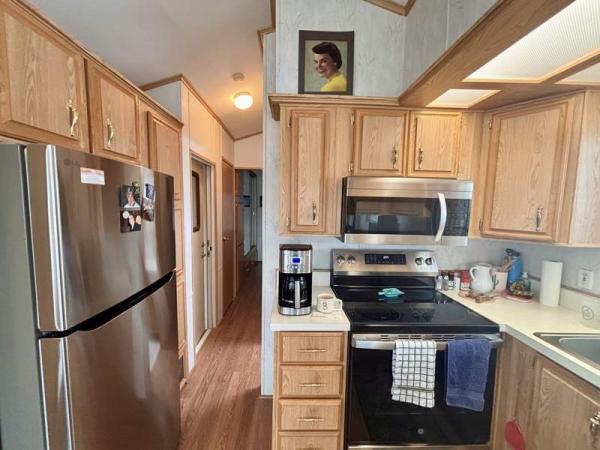 1993 Cavco Manufactured Home