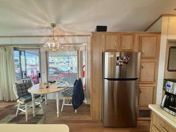 1993 Cavco Manufactured Home