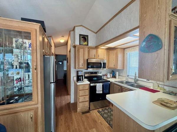 1993 Cavco Manufactured Home