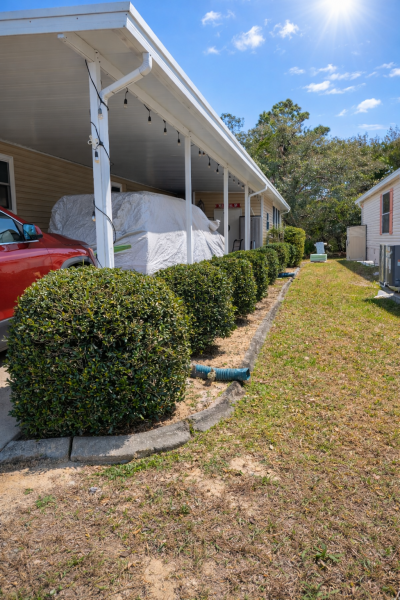 Photo 2 of 23 of home located at 604 S Crooked Tree Path Homosassa, FL 34448