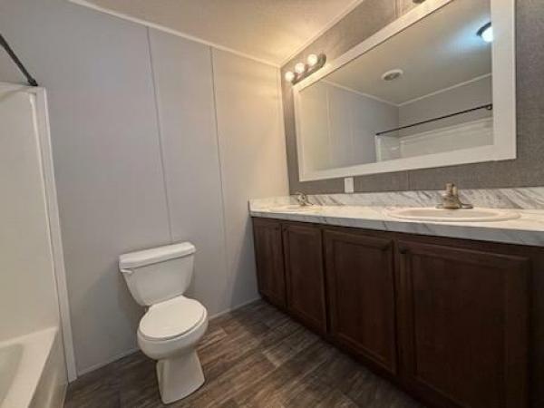 2022 Live Oak Homes S-4401D-OAK Manufactured Home