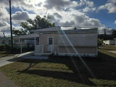 Mobile Home at 5611 Bayshore Rd, Lot 67 Palmetto, FL 34221