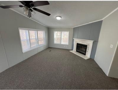 Photo 4 of 9 of home located at 1133 Herrington Monroe, MI 48161
