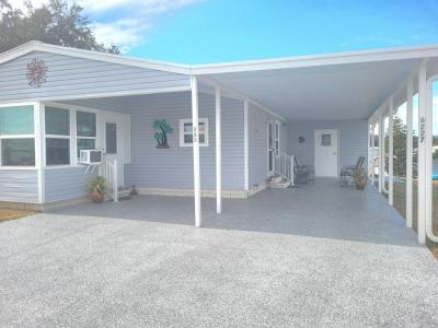 Photo 2 of 20 of home located at 6227 Forest Lake Dr Zephyrhills, FL 33540