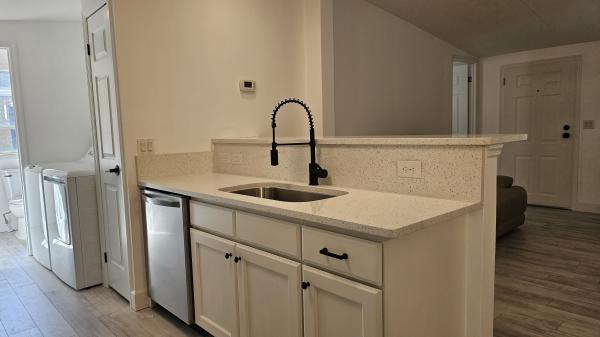 2005 KING 40C3H Mobile Home