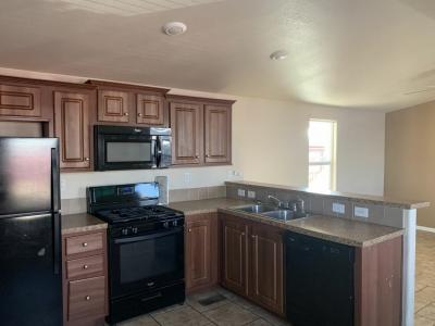 Photo 3 of 20 of home located at 1650 S Arizona Ave Lot 140 Chandler, AZ 85286