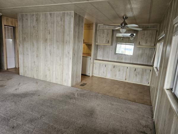 1975 Canyon Crest None Mobile Home