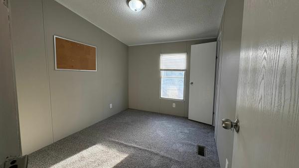 2006 AEAG HALL Mobile Home