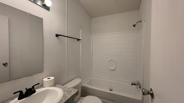 2006 AEAG HALL Mobile Home