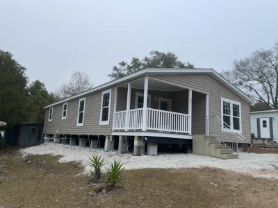 Photo 2 of 20 of home located at 13311 Gulfwind Court Grand Island, FL 32735