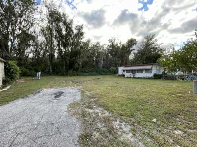 Mobile Home at 13142 Grape Avenue Grand Island, FL 32735