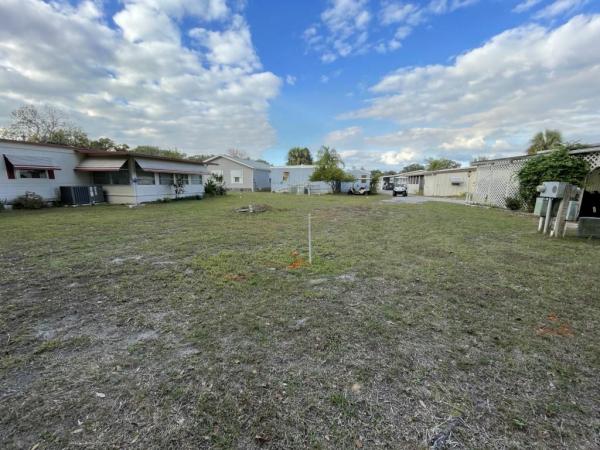 2026 CAVCO - Plant City Geneva - Craft Select Mobile Home