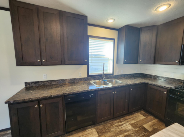 2020 Clayton - Wakarusa Mobile Home