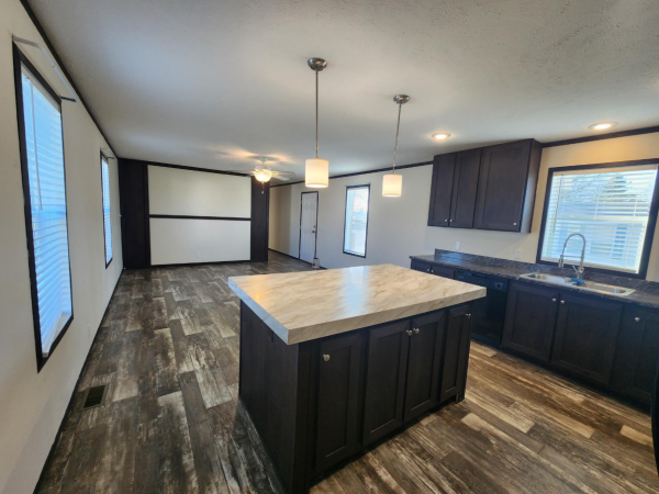 2020 Clayton - Wakarusa Mobile Home