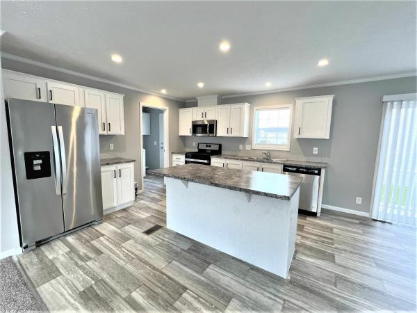 Photo 1 of 2 of home located at 5173 Coventry Lot 189 Holly, MI 48442