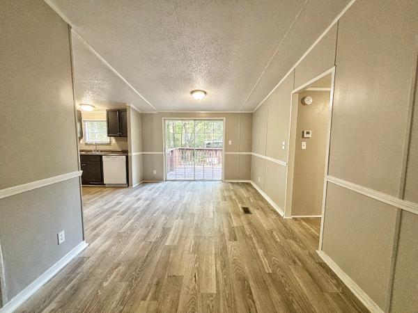 1998 Chandeleur Homes Inc Mobile Home For Sale