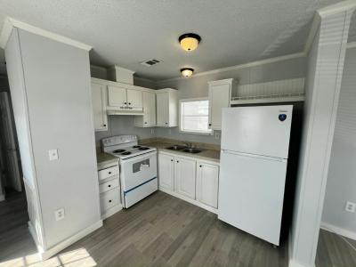 Photo 5 of 12 of home located at 133 N Anoka Ave Avon Park, FL 33825