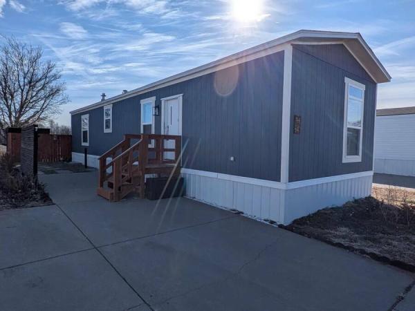 2022 31IND16562BH22  Home