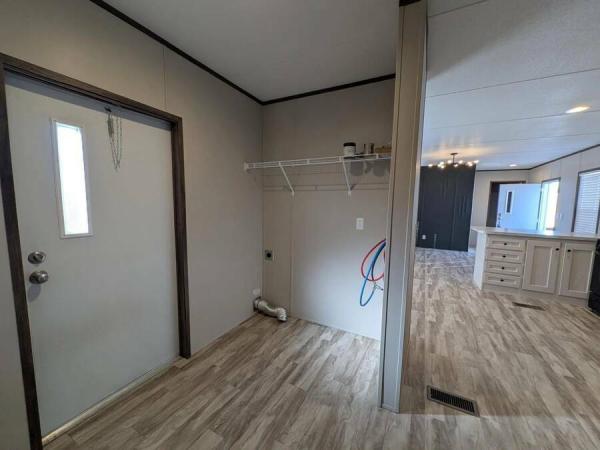 2022 31IND16562BH22  Home