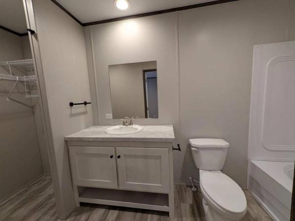 2022 31IND16562BH22  Home