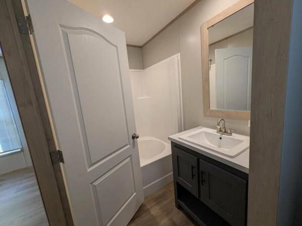 2023 45CEJ16562AH23  Home