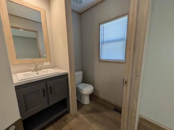 2023 45CEJ16562AH23  Home