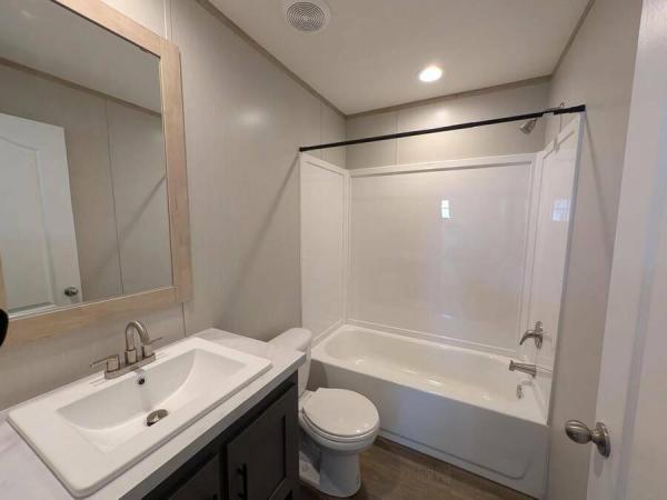 2023 45CEJ16562AH23  Home