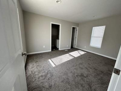 Photo 4 of 11 of home located at 5715 Heather View Fort Wayne, IN 46818