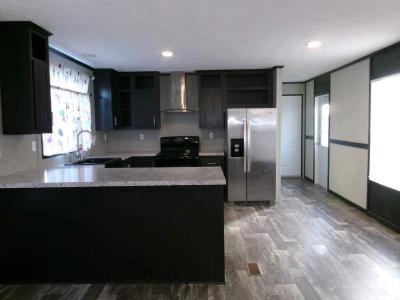 Photo 2 of 7 of home located at 115 Shorty Ct New Braunfels, TX 78130