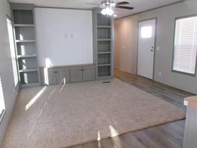 Photo 3 of 5 of home located at 291 Leaf Ln New Braunfels, TX 78130