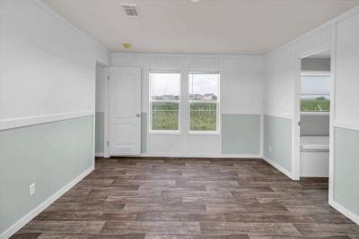 Photo 4 of 9 of home located at 1531 Oso Trail Glenn Heights, TX 75154
