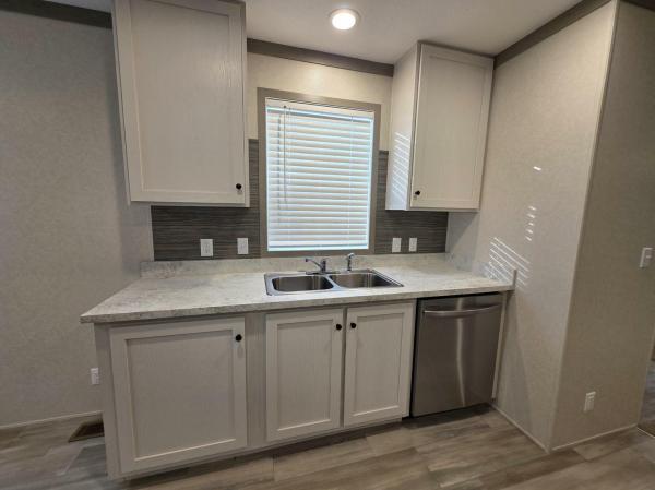 2025 Clayton 5628-5745P Pulse  Home