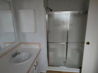 Photo 4 of 8 of home located at 296 Lake Erie Drive Mulberry, FL 33860