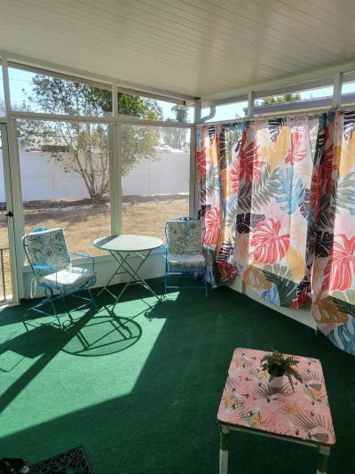 Photo 3 of 33 of home located at 137 Lakeside Cir North Fort Myers, FL 33903