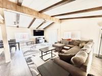 1984 CAVCO FALLBROOK Mobile Home