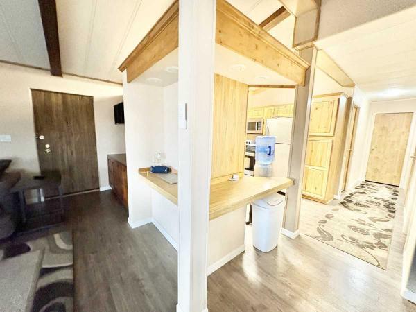 1984 CAVCO FALLBROOK Mobile Home